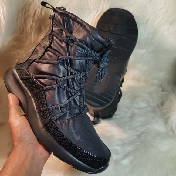 nike tanjun high rise womens